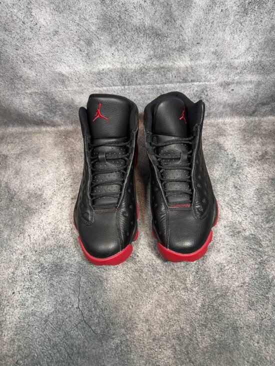 Size 9.5 | Jordan 13 Dirty Bred No Box | Pre-Owned main image 6